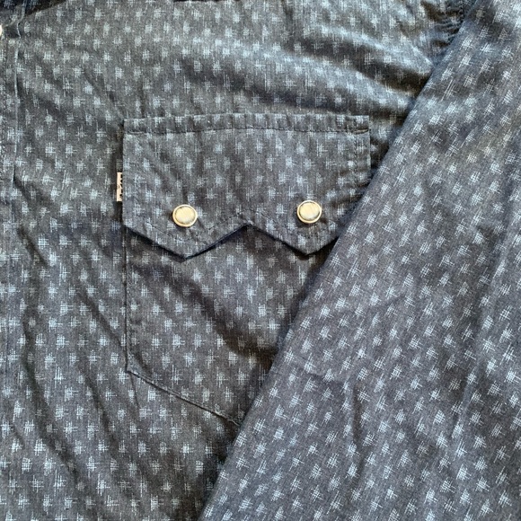 EUC Levi’s Pearl Snap Vintagege Western Shirt Size XL - Picture 3 of 6